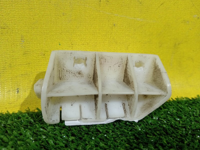 Клипса бампера задняя левая DUALIS 2009 KJ10 MR20DE