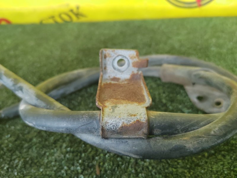 Трос ручника задний правый TINO 1999 HV10 SR20DE Трос ручника задний правый TINO 1999 HV10 SR20DE