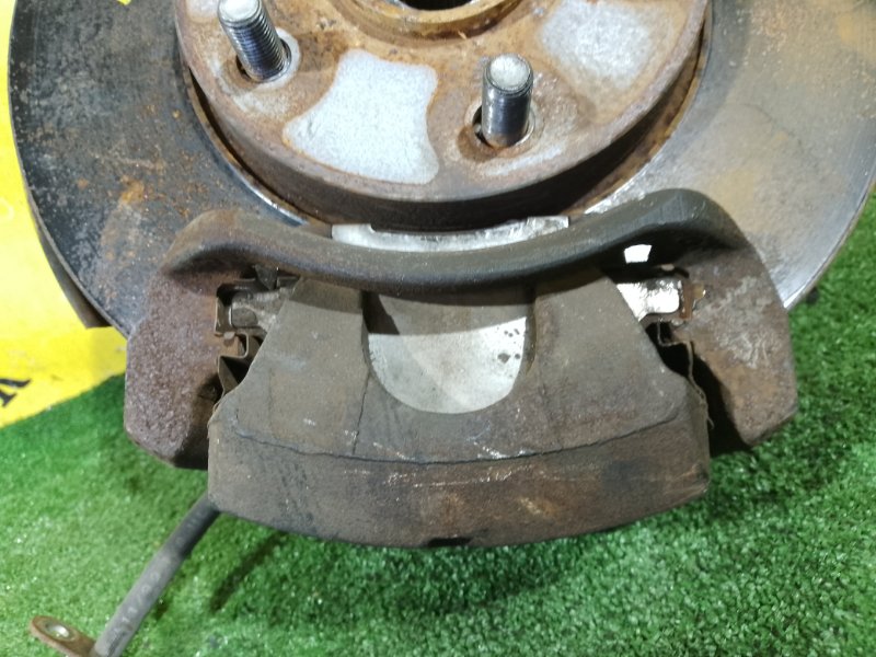 Суппорт передний левый MARK II QUALIS MCV21W