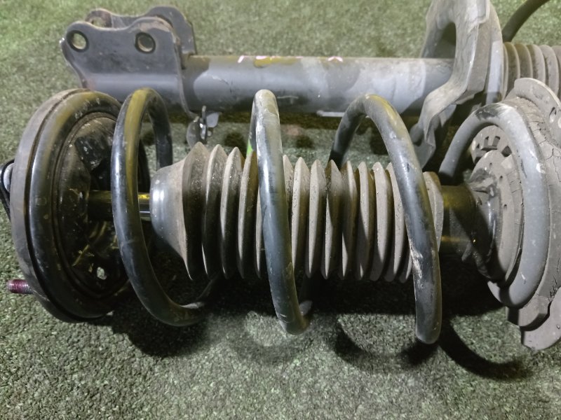 Стойка передняя левая FORD ESCAPE LFAL3F L3-VE