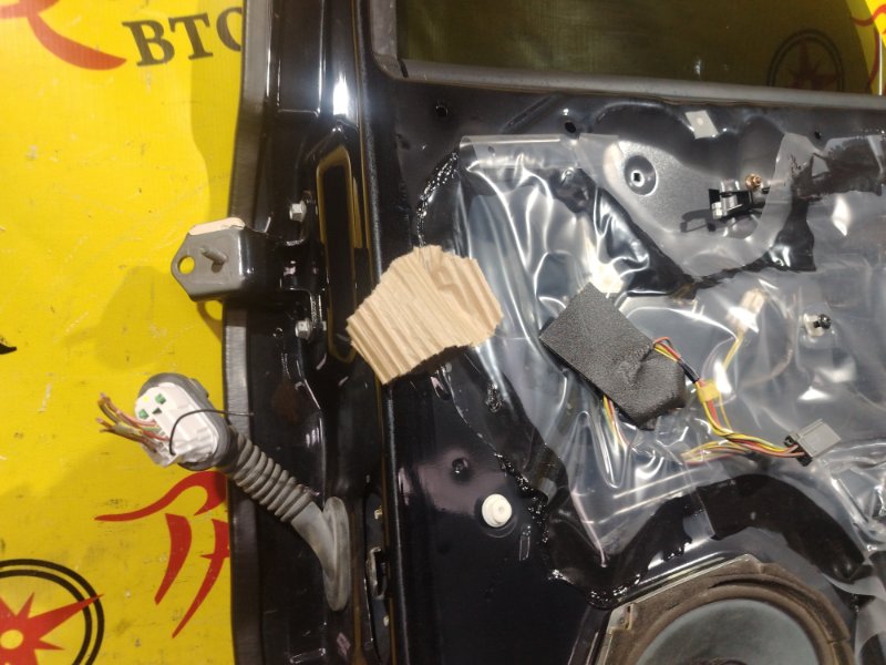 Дверь задняя правая ESCAPE 2008 LFAL3F L3-VE Дверь задняя правая ESCAPE 2008 LFAL3F L3-VE