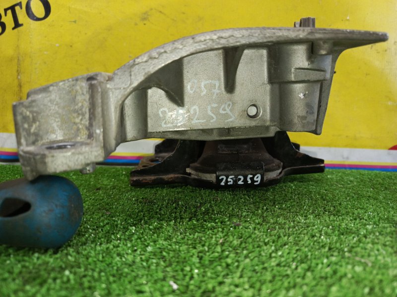 Подушка двигателя правая KANGOO KWK4M K4MH