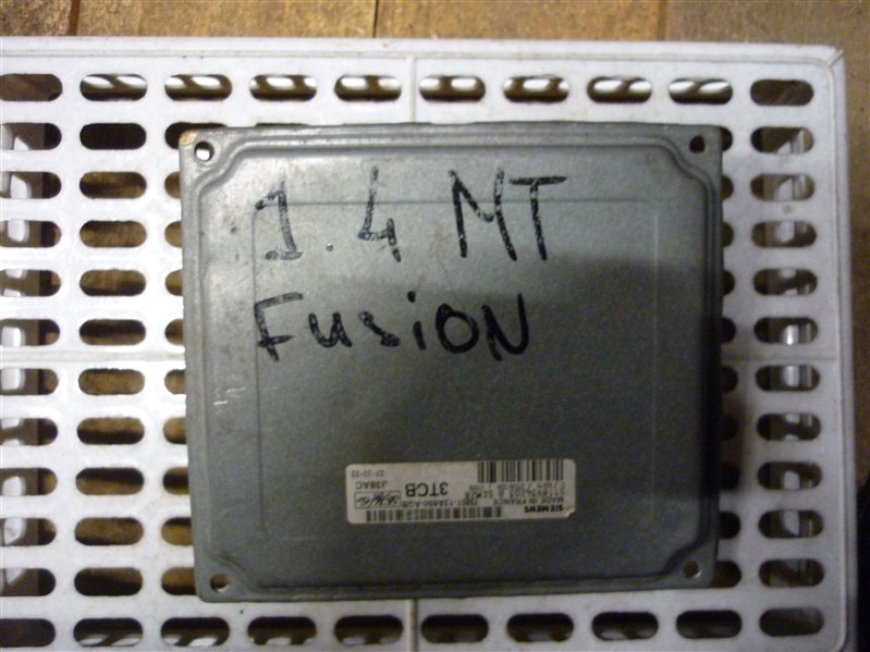 Блок управления двигателем Ford Fusion ХЭТЧБЕК 1.4 МТ ДИЗЕЛЬ 2008 (б/у)