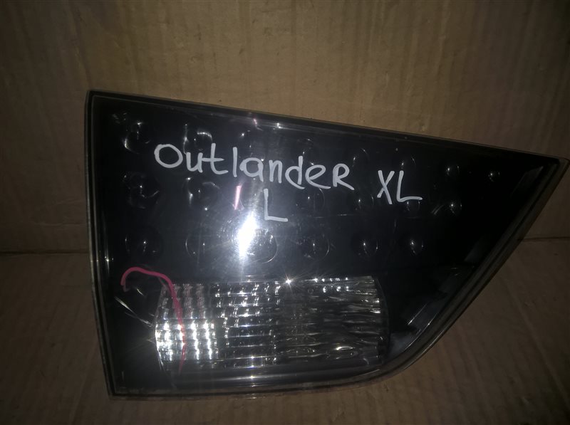 Фонарь Mitsubishi Outlander XL 2010 левый (б/у)