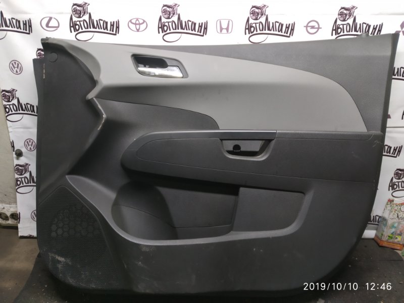 Обшивка двери Chevrolet Aveo T300 2014 передняя правая (б/у)