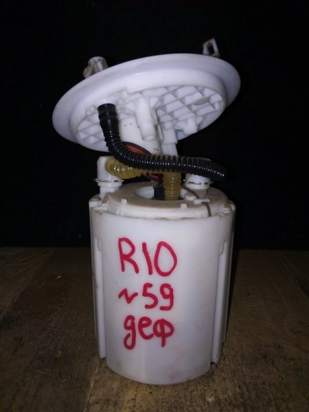Топливный насос Kia Rio 2012 (б/у)