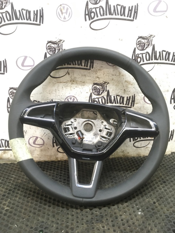 Руль Skoda Superb (б/у) Руль Skoda Superb (б/у)