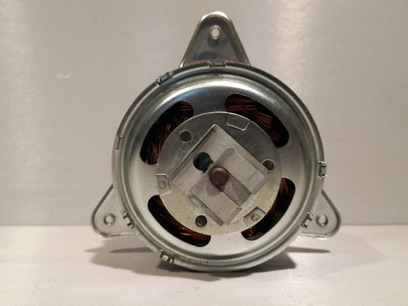Мотор вентилятора Nissan Almera G15 СЕДАН K4MC697 2015 (б/у)