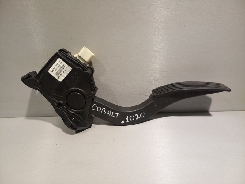 Педаль газа Chevrolet Cobalt B15D2 2014 (б/у)