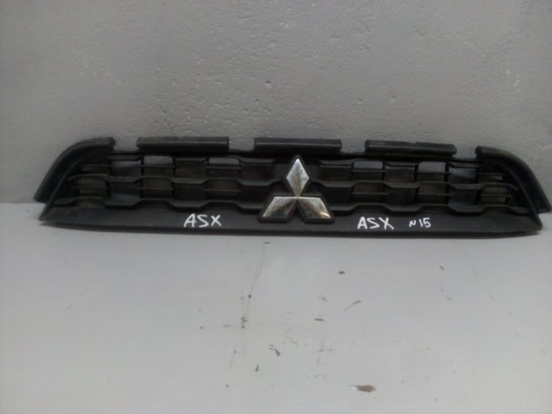 Решетка радиатора Mitsubishi Asx 2015 (б/у)
