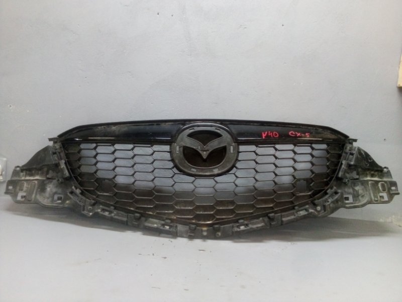 Решетка радиатора Mazda Cx-5 2014 (б/у)