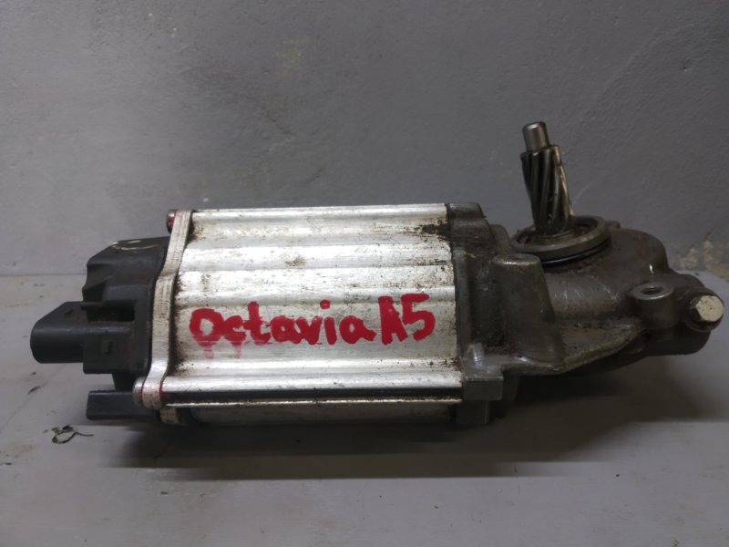 Двигатель Skoda Octavia A5 2011 (б/у)