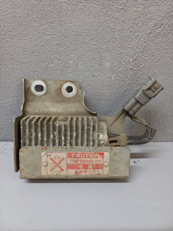 Резистор вентилятора охлаждения Mazda Cx-7 (б/у)