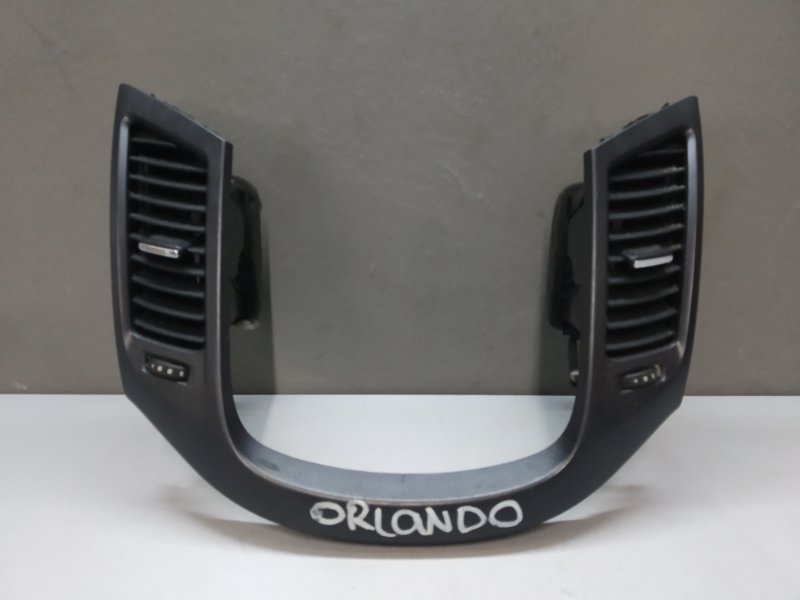 Дефлектор воздуха Chevrolet Orlando F18D4 2013 (б/у)