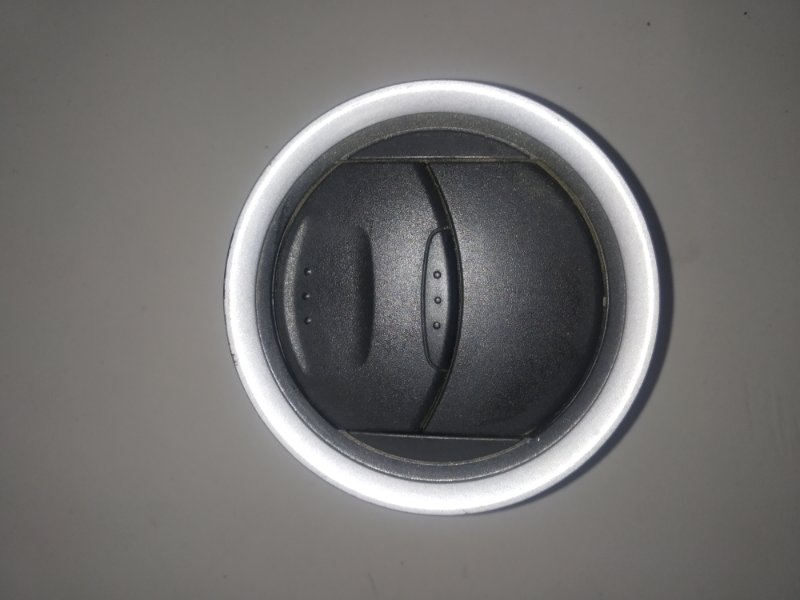 Дефлектор воздуха Ford Fusion FXJA 2008 (б/у)