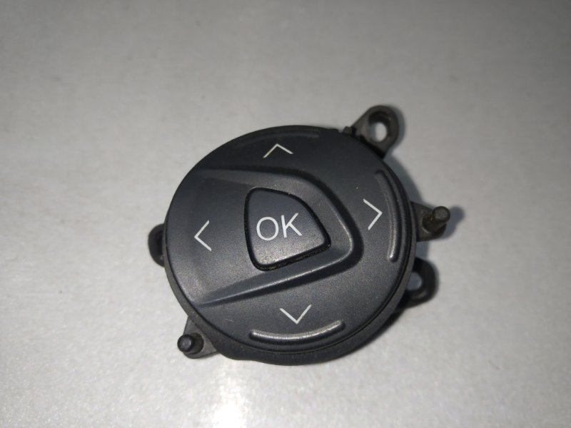 Кнопки на руль Ford Focus 3 2012 (б/у)