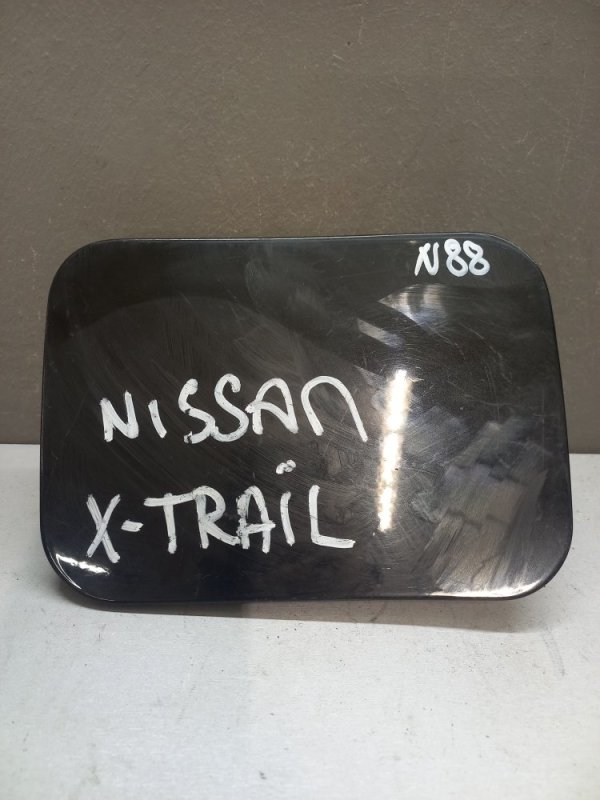 Лючок бензобака Nissan X-Trail (б/у)