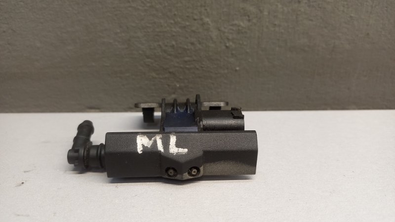 Форсунка омывателя Mercedes Benz M-Class W164 3.0 AT (б/у)