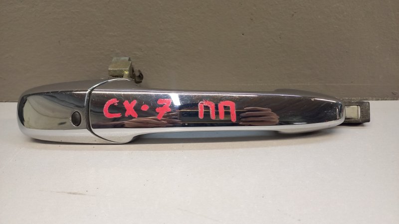 Ручка двери Mazda Cx-7 передняя правая (б/у)