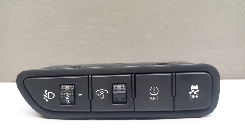 Кнопки прочие Kia Rio 4 X-Line 2019 (б/у)