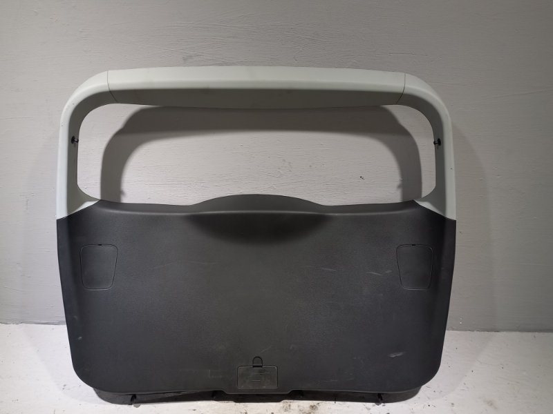 Обшивка крышки багажника Chery Tiggo 4 SQRE4T15B 2021 (б/у)