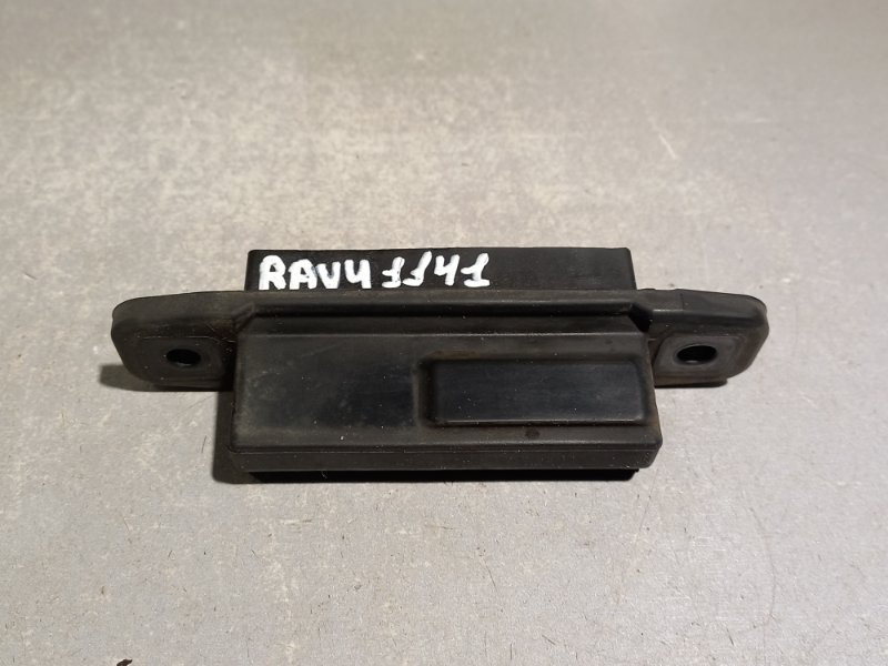 Кнопка открывания багажника Toyota Rav4 XA40 3ZR 2014 (б/у)