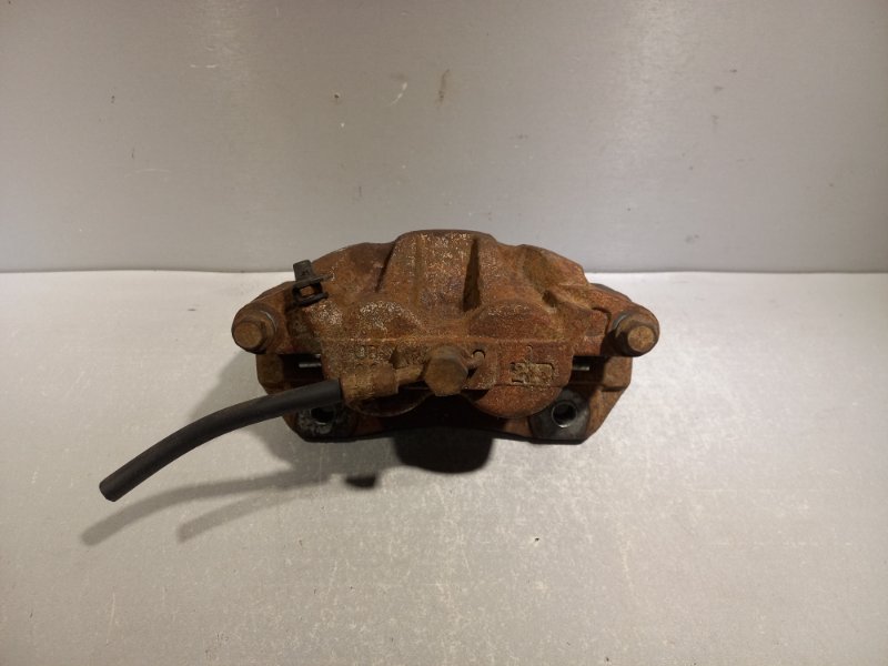 Суппорт передний правый GREAT WALL HOVER H5 GW4D20