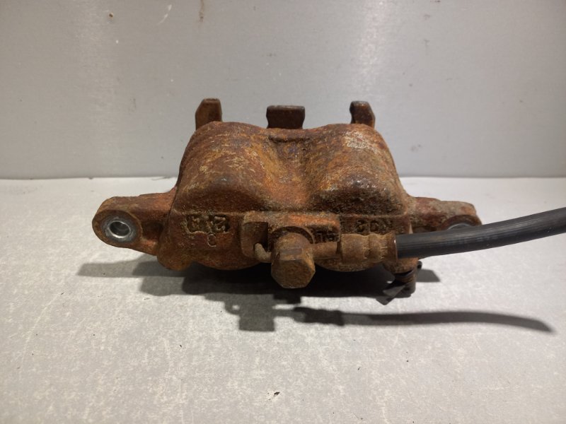 Суппорт передний правый HOVER H5 2012 GW4D20