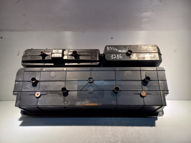 ОРГАНАЙЗЕР RAV4 2008 XA30 1AZFE