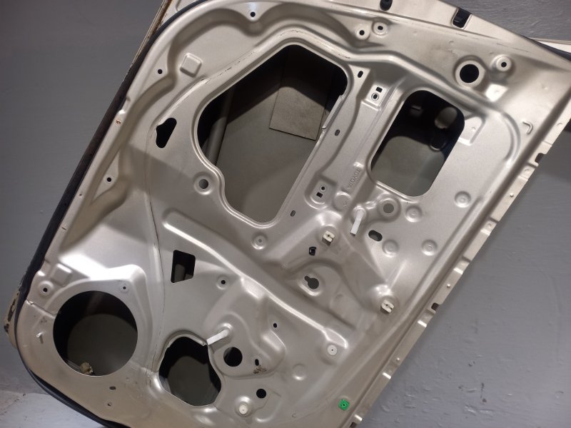 Дверь передняя левая TOYOTA RAV4 XA30 1AZFE