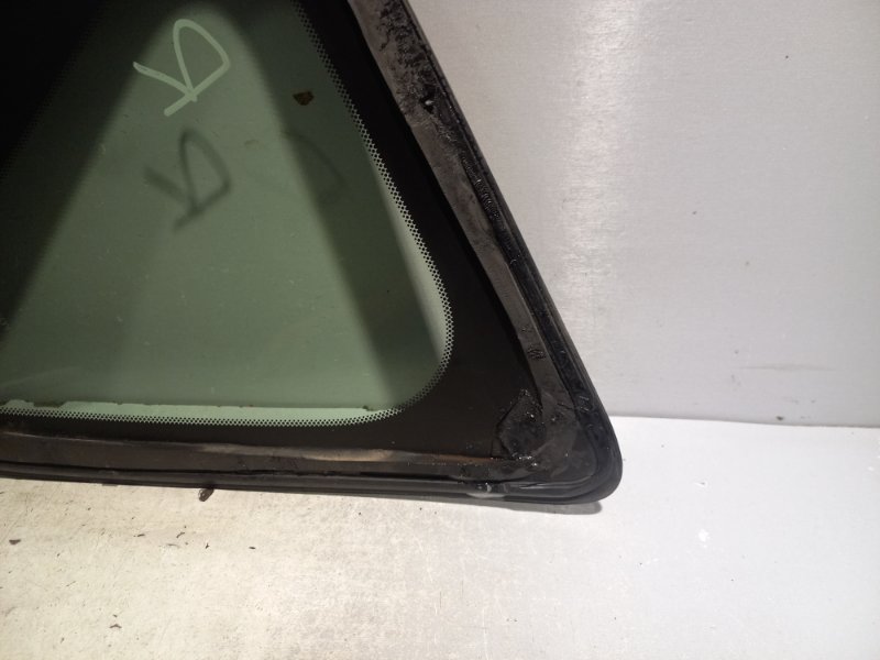 ФОРТОЧКА задняя правая RAV4 2008 XA30 1AZFE ФОРТОЧКА задняя правая RAV4 2008 XA30 1AZFE