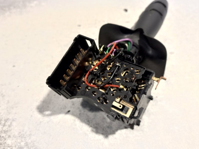 Переключатель подрулевой левый TERRANO 2015 F4RB403