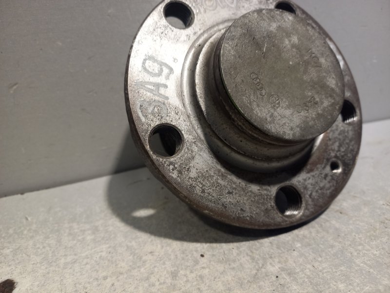 Ступица задняя правая POLO 2013 CFN