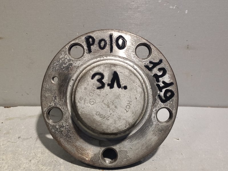 Ступица задняя левая VOLKSWAGEN POLO 2013 CFN 6RU501611B Б/У