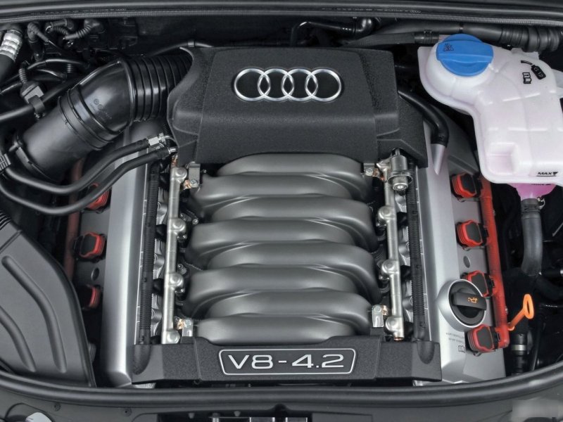 Двигатель Audi 22555566753 контрактная