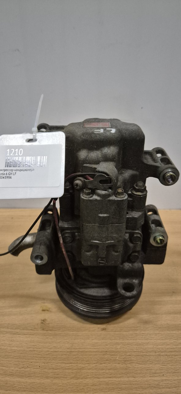 Компрессор кондиционера Mazda 6 GH LF Z0004399A контрактная