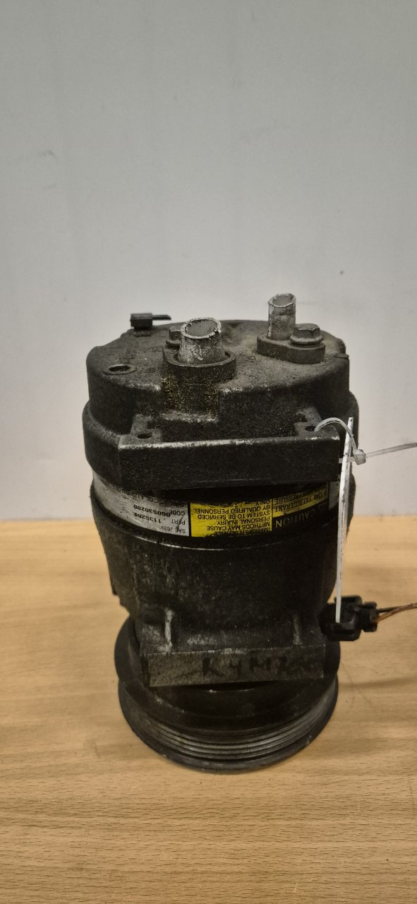 Компрессор кондиционера Scenik K4M700