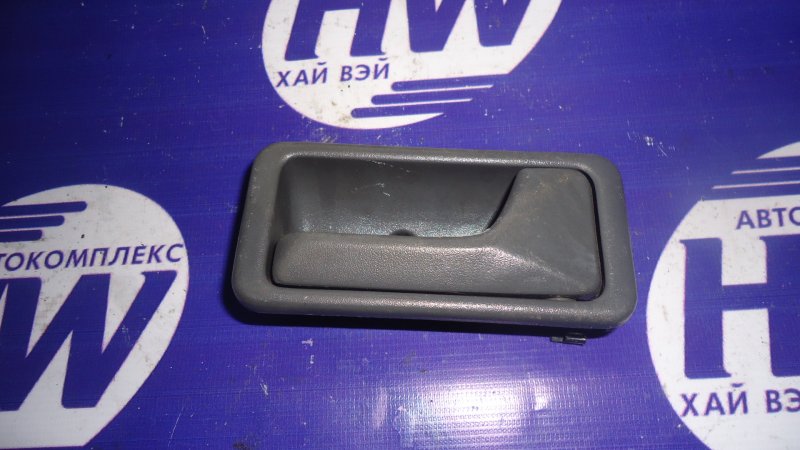 Ручка двери внутренняя Mazda Mpv LVLR WLT 1997 задняя правая (б/у)