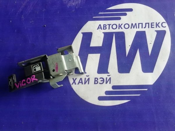 Ручка открытия багажника Honda Vigor CC2 G25A (б/у)