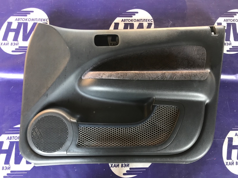 Обшивка двери Honda Hr-V GH4 D16A 1999 передняя правая (б/у)