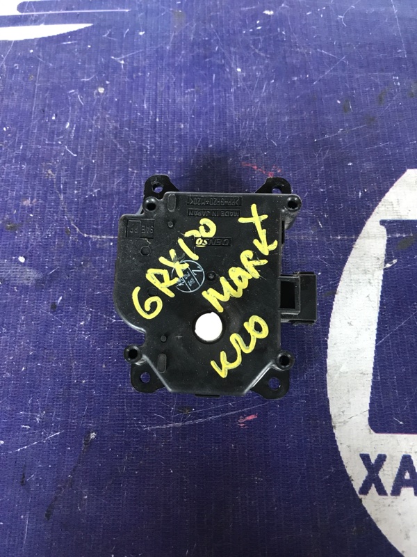 Моторчик привода заслонок печки Toyota Mark X GRX120 4GRFSE (б/у)