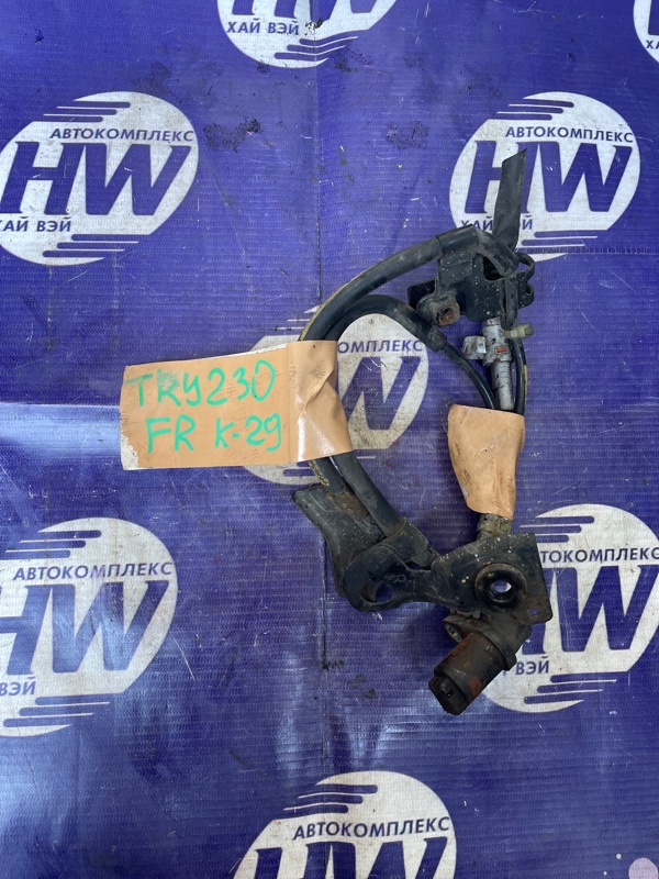 Датчик abs Toyota Dyna TRY230 1TR передний правый (б/у)