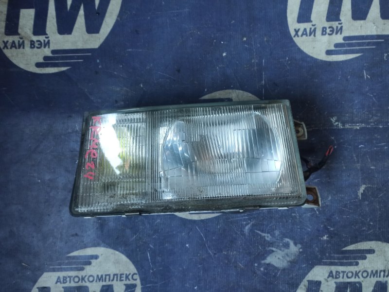 Фара Nissan Caravan KRME24 TD27 левая (б/у)