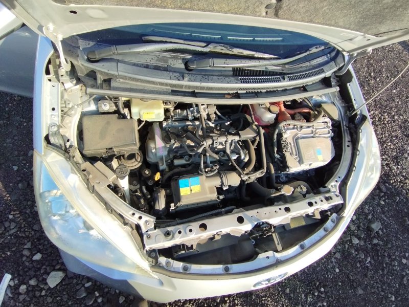 Двигатель Toyota Aqua NHP10 1NZFXE (б/у)