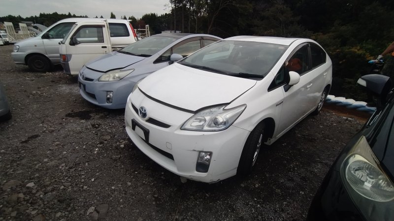 Ноускат Toyota Prius ZVW30 2ZRFXE (б/у)