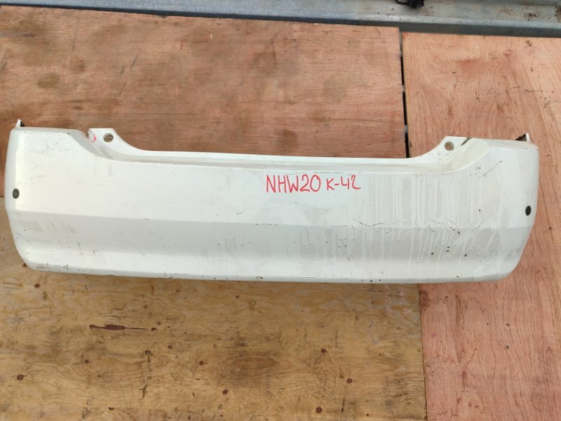 Бампер Toyota Prius NHW20 1NZFXE задний (б/у)