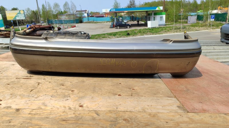 Бампер Toyota Progres JCG11 2JZFSE задний (б/у)