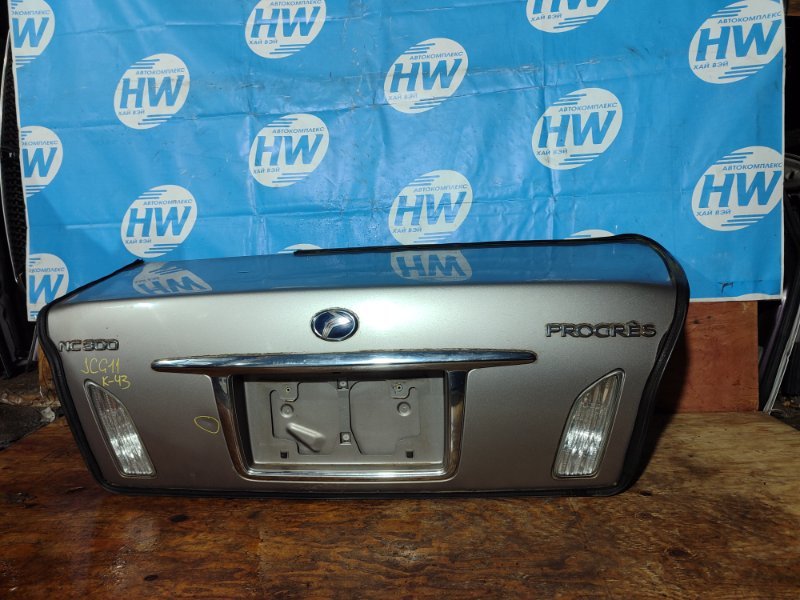 Крышка багажника Toyota Progres JCG11 2JZFSE (б/у)