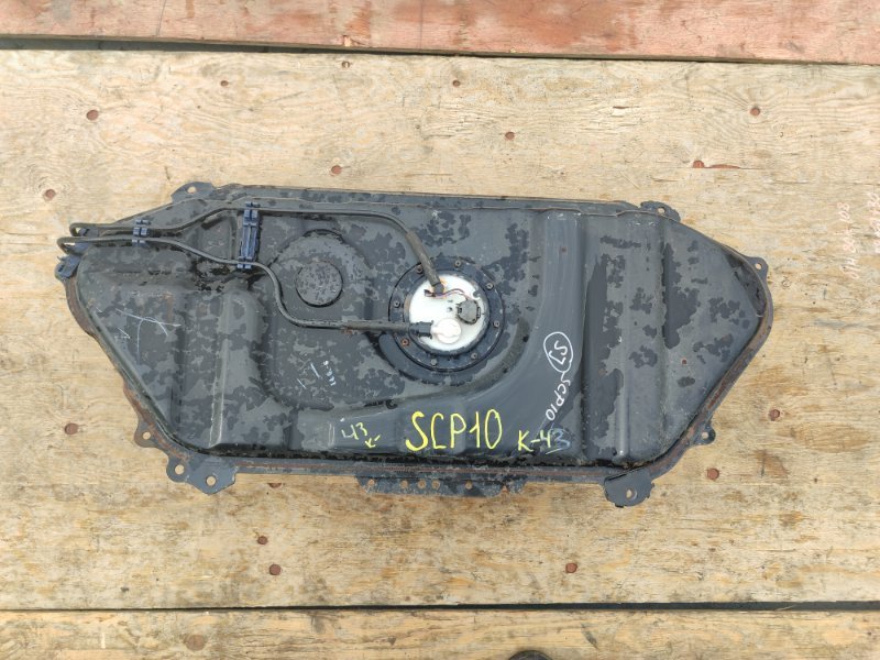 Бензобак Toyota Vitz SCP10 1SZFE (б/у)