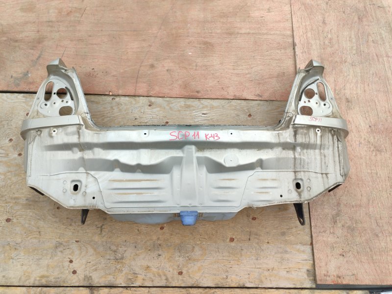 Rear cut Toyota Platz SCP11 1SZFE (б/у)